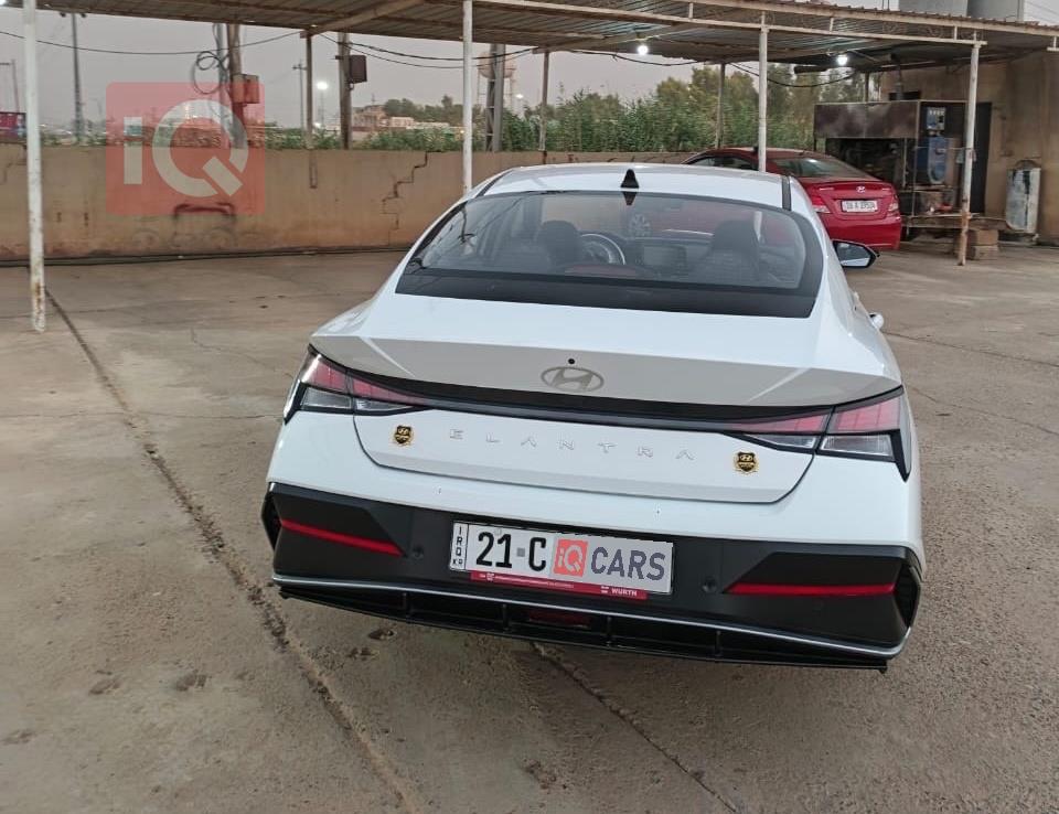 هيونداي النترا